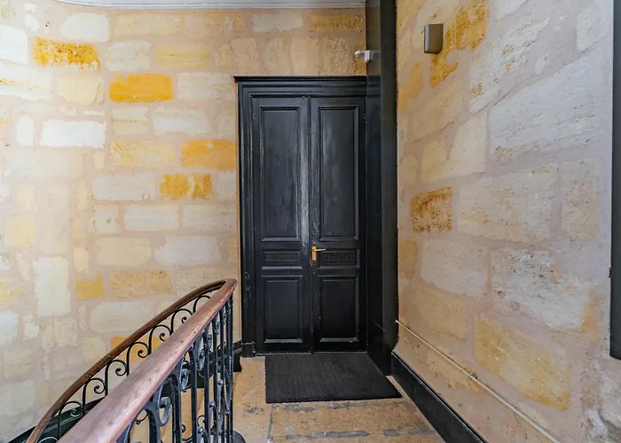 Magnifique Avec Climatisation En Hyper Centre De